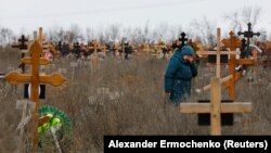 Кладовище поблизу Маріуполя, листопад 2022 року