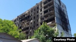 Будинок Дмитра Забавіна в Маріуполі після обстрілу російських військ. Травень 2022