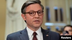 «Це вже не справа Джо Байдена ухвалювати таке рішення. У нас є новообраний президент, і ми збираємося почекати і взяти на озброєння стратегію нового головнокомандувача щодо всього цього», – сказав Джонсон