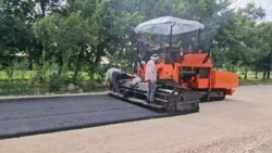 Дар Басманда ба ҷойи Ҳаҷ роҳи деҳаро таъмир кардаанд Дар Басманда ба ҷойи Ҳаҷ роҳи деҳаро таъмир кардаанд