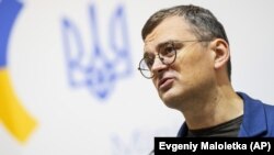 Дмитро Кулеба повідомив, що під час розмови сторони обговорили, як Польща може долучитися до захисту українського повітряного простору від російських ракет