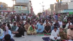 پښتونخوا ملي عوامي ګوند د سرشمېرنې ضد لاریون کړی دی پښتونخوا ملي عوامي ګوند د سرشمېرنې ضد لاریون کړی دی