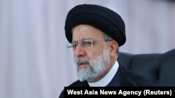 نرگس محمدی نوشته که ابراهیم رئیسی یکی از مهرههای “هیات مرگ” است که در مسند ریاست جمهوری نشسته است
