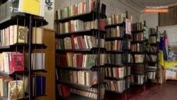 «Все, пов’язане з Україною, знищене»: що російські сили коять із українськими книжками в окупації (відео) «Все, пов’язане з Україною, знищене»: що російські сили коять із українськими книжками в окупації (відео)