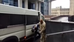 "Ба писарам насиҳат мекардам, ба роҳи рост рав" "Ба писарам насиҳат мекардам, ба роҳи рост рав"