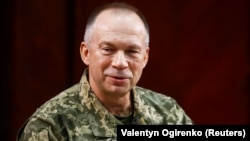 На Харківщині сили РФ після «незначних успіхів» під час наступальних дій «повністю зав’язла у вуличних боях за Вовчанськ», повідомив Олександр Сирський