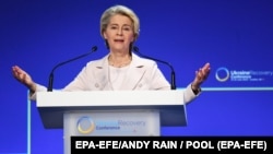 Голова Єврокомісії Урсула фон дер Ляєн під час виступу на Конференції з відновлення України. Лондон, 21 червня 2023 року