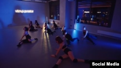 Танцювальна студія, розташована в приміщенні, яким володіє в ЖК Obolon Plaza теща Кириленка