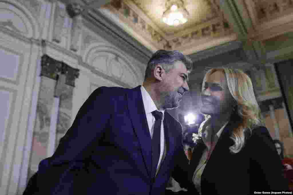 Premierul și președintele PSD Marcel Ciolacu și Gabriela Firea, candidatul „deocamdată” al PSD la Primăria Capitalei, tot mai îndepărtată de candidatură. 