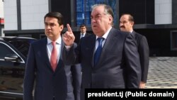 Рустами Эмомалӣ, раиси Маҷлиси миллӣ ва президенти Тоҷикистон Эмомалӣ Раҳмон