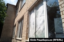 Побиті вікна школи