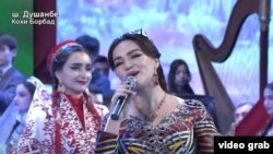 Дар "Кохи Борбад" солҳои охир маҷлису ҷамъомадҳои расмӣ, консертҳои давлатии мисли "Шоми дӯстӣ"-и ҳунармандони Тоҷикистону Узбекистон ва Тоҷикистону Туркманистон баргзуор мешаванд. Акси Нигина Амонқулова аз ҳунарнамоӣ дар як чунин консерте дар апрели соли 2024