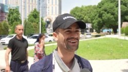 "Бархе хуб кор мекунанд, бархеи дигар не" "Бархе хуб кор мекунанд, бархеи дигар не"