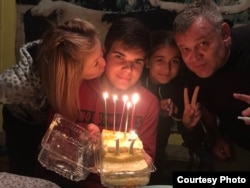 Останній день народження Ріната. Фото з особистого архіву родини