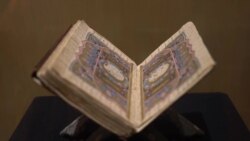 Зиёрати оромгоҳи Мавлоно Ҷалолиддини Румӣ дар Қуния Зиёрати оромгоҳи Мавлоно Ҷалолиддини Румӣ дар Қуния