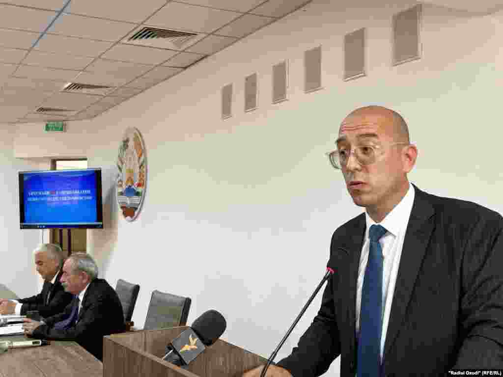 Ғулом Ҳалимов раиси нави Ҳизби сотсиалистии Тоҷикистон интихоб шуд 