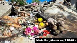 Locul în care cadavrul Lizei, o fetiță de 2 ani, a fost scos de sub dărâmături de tatăl ei.
