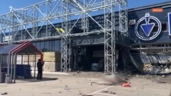 Херсон закроют на 56 часов: как жители города готовятся к длительному комендантскому часу (видео) Херсон закроют на 56 часов: как жители города готовятся к длительному комендантскому часу (видео)