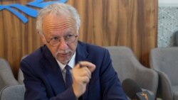 Гуфтугӯ бо гузоришгари СММ дар умури ақаллиятҳо Гуфтугӯ бо гузоришгари СММ дар умури ақаллиятҳо