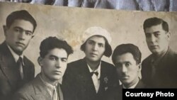 Ғанӣ Абдулло дар аксҳо