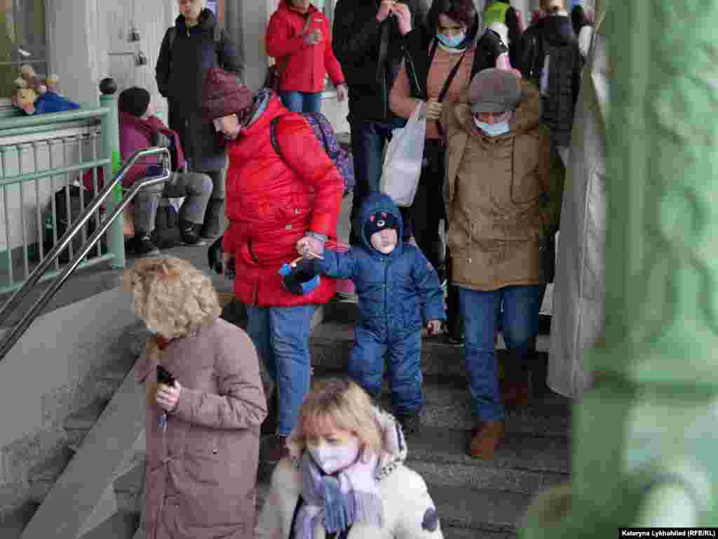 Українці можуть користуватися польською залізницею безкоштовно