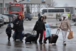 Imagine din primele lui de război, când zeci de mii de ucraineni au trecut granița pe la Siret, în județul Suceava, pentru a fugi de război.