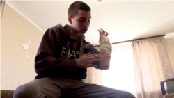 Школьник из Бучи о том, как российский солдат убил его отца
 Школьник из Бучи о том, как российский солдат убил его отца