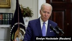 Президент США додав, що намагається зрозуміти, «що з цим робити»