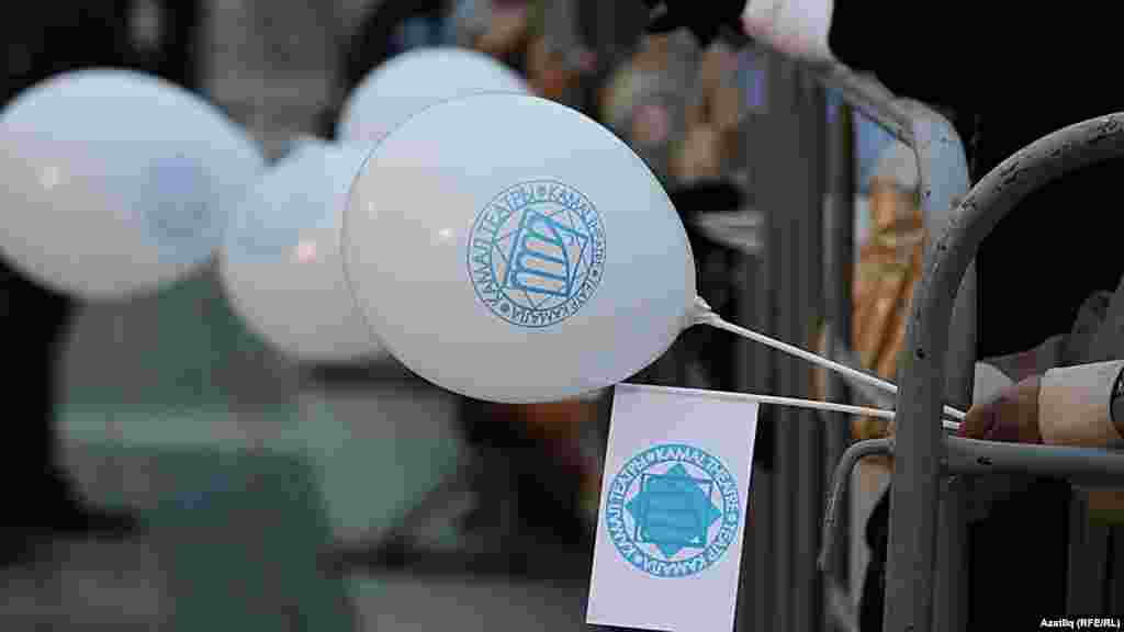 Камал театры каршында яңа сезон ачу тантанасы 