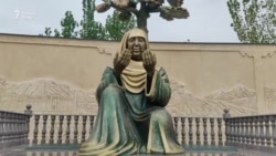 Пайкараи "Модар" дар Кӯлоб акси модари кист? Пайкараи "Модар" дар Кӯлоб акси модари кист?