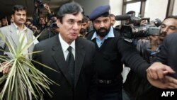 د نیب پخوانی مشر جسټی جاوید اقبال: انځور له ارشیفه