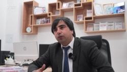 "Аз "наворҳои бемаънӣ" дар шабакаҳо хаста мешаванд" "Аз "наворҳои бемаънӣ" дар шабакаҳо хаста мешаванд"