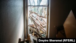 Ще шість квартир зруйновані частково