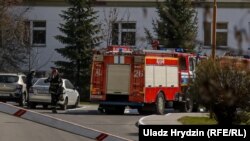 Пажарная машына каля дзіцячай інфэкцыйнай лякарні ў Менску