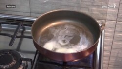 مصری هنرمند په غیرمعمولي طریقو انځورګري کوي مصری هنرمند په غیرمعمولي طریقو انځورګري کوي