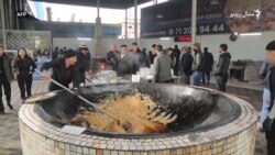 خراب موسم او وچکالي: ازبکستان کې د "پلاو" بيې لوړې شوې
 خراب موسم او وچکالي: ازبکستان کې د "پلاو" بيې لوړې شوې