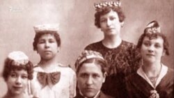 Камал театрына – 110 яшь Камал театрына – 110 яшь