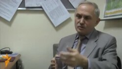 Баҳси додани унвони "пешвои миллат" ба Эмомалӣ Раҳмон Баҳси додани унвони "пешвои миллат" ба Эмомалӣ Раҳмон