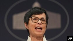 Komisionarja për Zgjerim e Bashkimit Evropian (BE), Marta Kos, gjatë vizitës në Serbi, 29 prill.