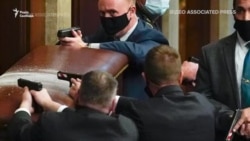 Прихильники Трампа штурмували будівлю Капітолію (відео) Прихильники Трампа штурмували будівлю Капітолію (відео)