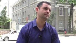 "Мехоҳам 1000 доллар маош бигирам" "Мехоҳам 1000 доллар маош бигирам"