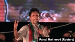 د تحریک انصاف مشر عمران خان