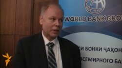 Коршиноси Бонки Ҷаҳонӣ: Муҳоҷирон кори худро аз даст медиҳанд Коршиноси Бонки Ҷаҳонӣ: Муҳоҷирон кори худро аз даст медиҳанд
