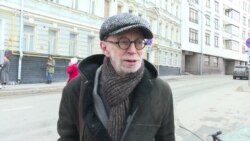 Лев Рубинштейн приехал поддержать Зою Светову Лев Рубинштейн приехал поддержать Зою Светову