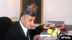 Раҳматулло Валиев, муъовини раиси Ҳизби демократ, ҷиноҳи Маҳмадрӯзӣ Искандаров