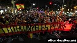 Участники демонстрации в Барселоне