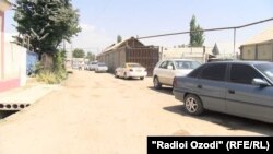 Яке аз маҳбусони фавтида - Валиҷон Одинаев сокини деҳаи Бағалак буд. Ҷасади ӯро соати 1-и шаб ба наздиконаш доданд ва субҳи 8 июл дар оромгоҳи деҳа ба хок супурданд
