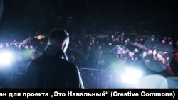 Алексей Навальный на встрече со сторонниками (архивное фото)