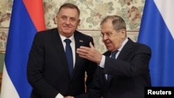 Bivši predsjednik Republike Srpske Milorad Dodik i šef ruske diplomatije Sergej Lavrov u Moskvi, 9. septembar 2025. godine.
