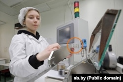 O mașină fabricată în aprilie 2024 de compania slovenă KEKO apare într-un atelier Monolit.